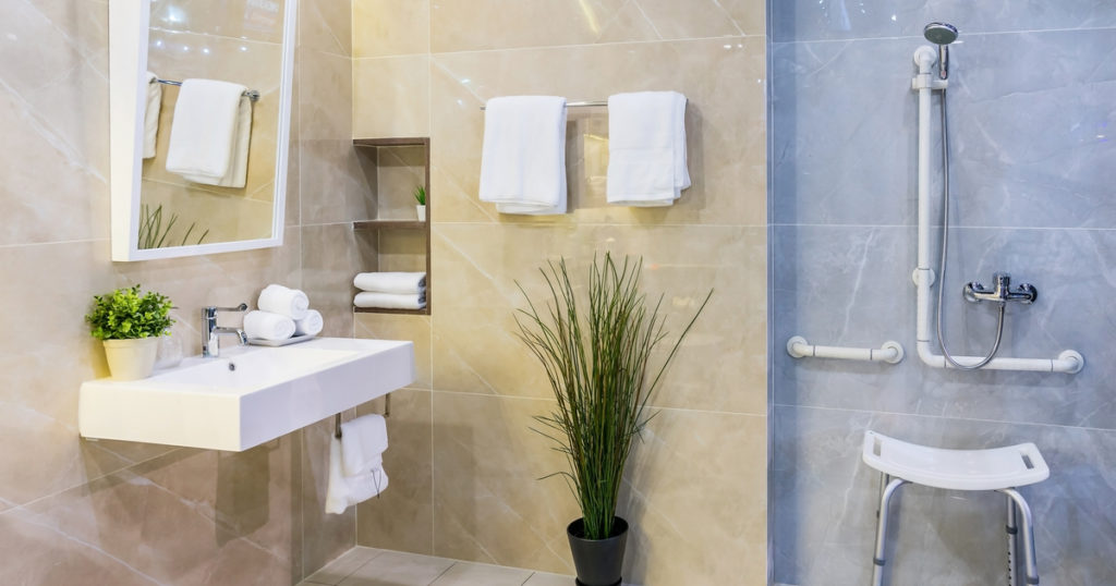 Safety Tips for Caregivers when Bathing an Elderly Parent First in