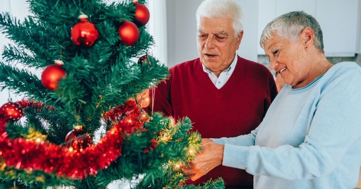 When it come to holiday activities, decorating can be perfect for seniors.